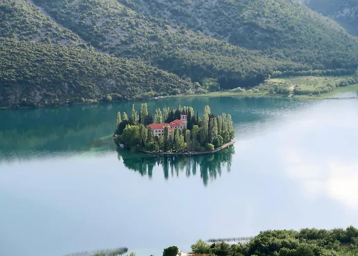 Ana By Interhome בית נופש Drinovci