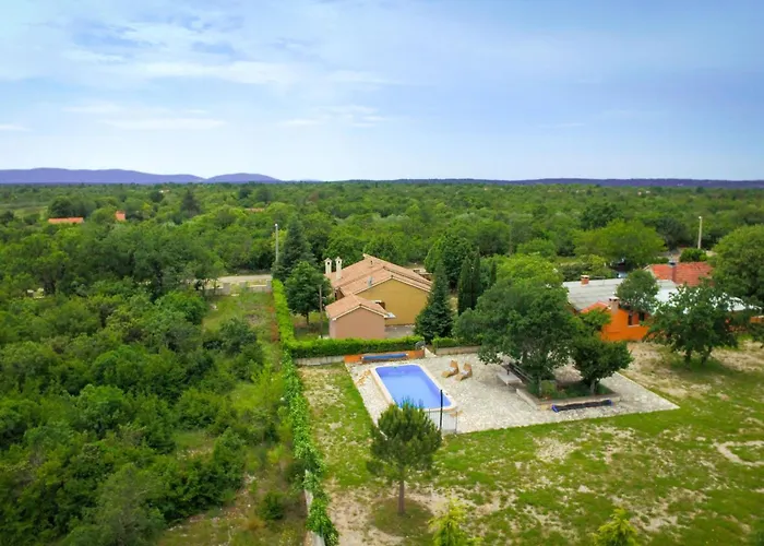 בית נופש Ana By Interhome *